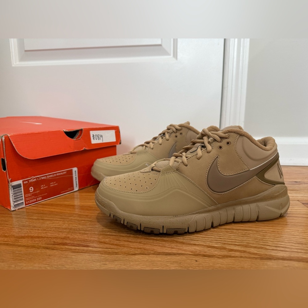 Nike air trainer 1.3 mid shield rivalry pack army DS Sz 9